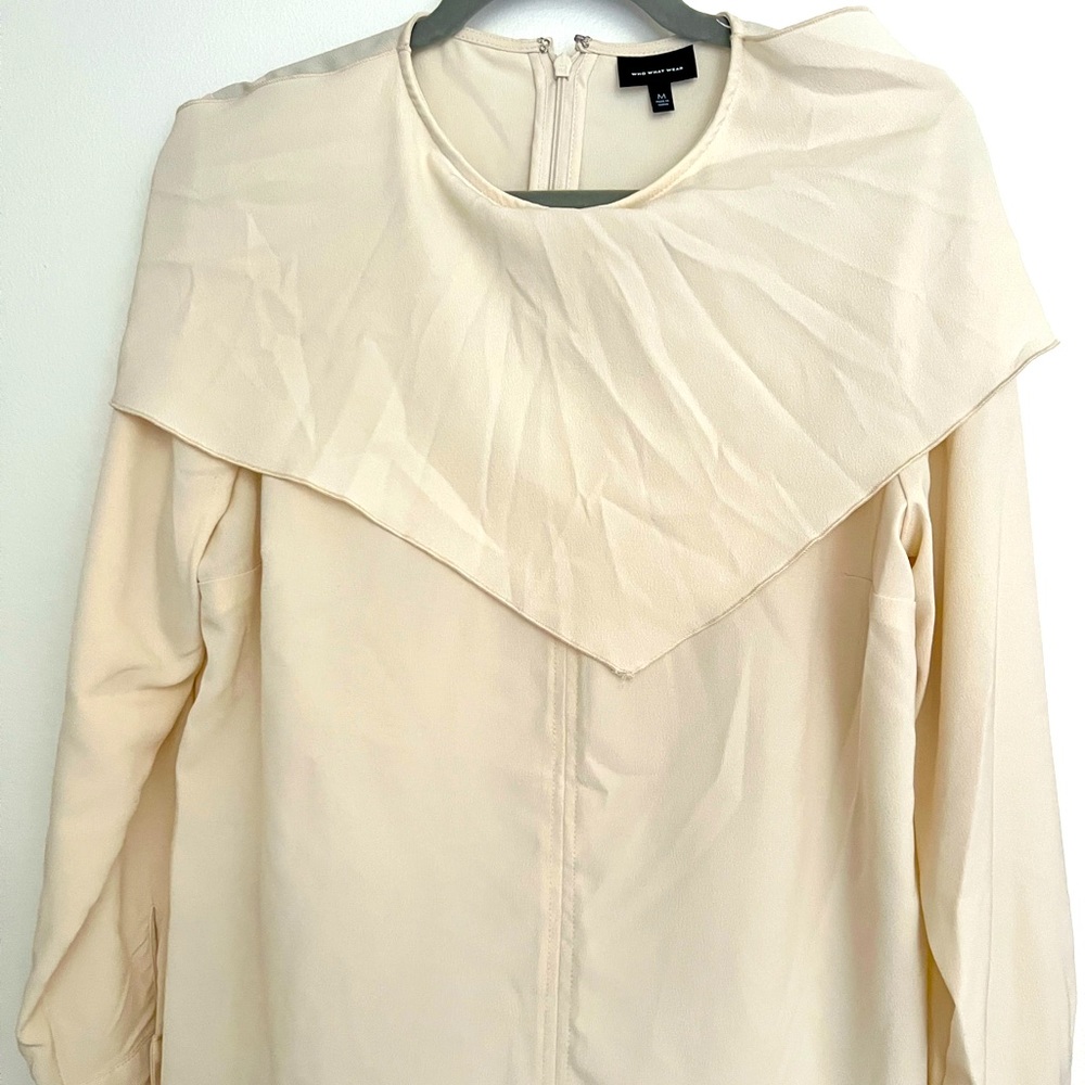 Long Sleeve with Neck Detail